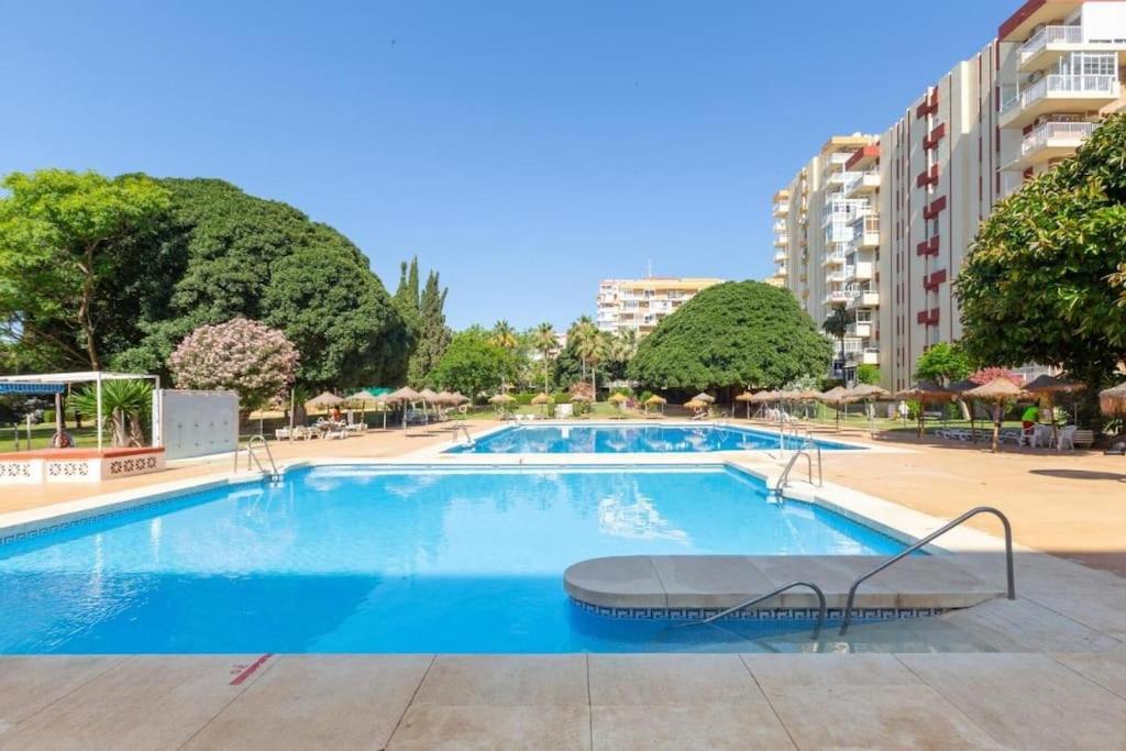 Apt Moderno Con Vistas, Recepcion 24 Hs Y Piscinas Benalmádena Exteriér fotografie