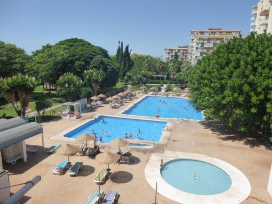 Apt Moderno Con Vistas, Recepcion 24 Hs Y Piscinas Benalmádena Exteriér fotografie